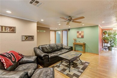 1012 Lapwing Rd, Edmond, OK 73003 - photo 4