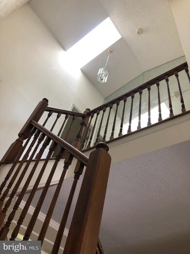 800 Rhine Ct, Frederick, MD 21701 - photo 5