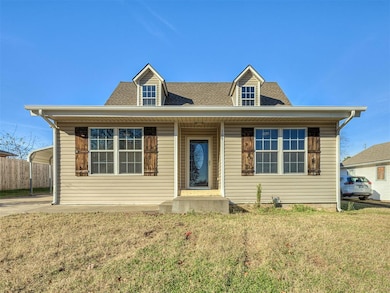 109 SW 3rd St, Jones, OK 73049 - photo 2