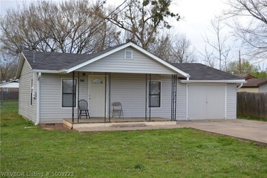 502 SW 3rd St, Muldrow, OK 74948 - photo 2