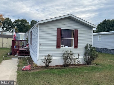 545 Imperial Way, Falling Waters, WV 25419 - photo 3