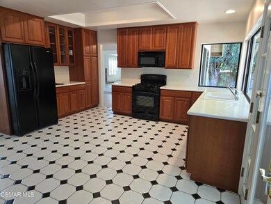 3166 W Black Hills Ct, Westlake Village, CA 91362 - photo 5