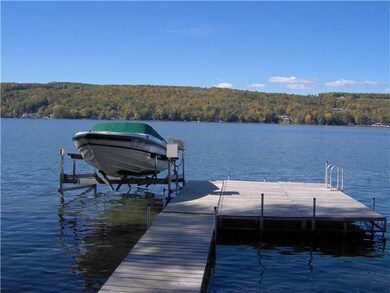 Waterfront/Dock/Pier