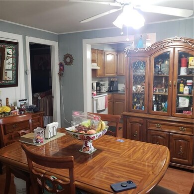 8 Walker St, West Warwick, RI 02893 - photo 7