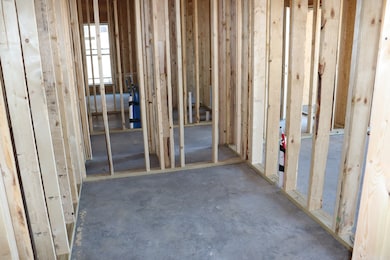 710 Southern Pine Trail, Clarksville, TN 37043 - photo 4