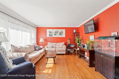 Spacious Living Room