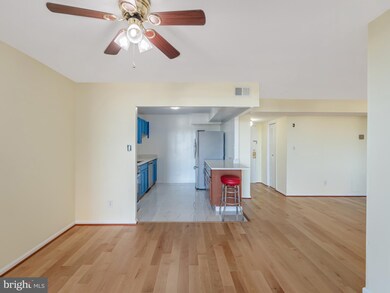 Presidential Towers unit 1009, Adelphi, MD 20783 - photo 4