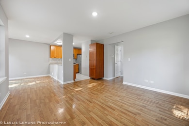 313 Cromwell Ct, Westmont, IL 60559 - photo 5