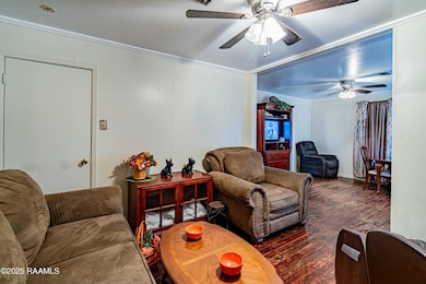 4614 Coteau