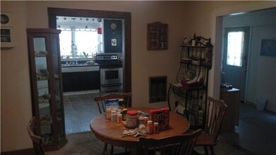 704 College St, Manchester, TN 37355 - photo 4