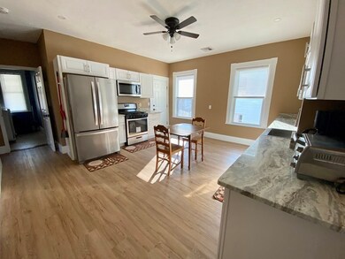 195 Lincoln St unit 3, Worcester, MA 01605 - photo 2