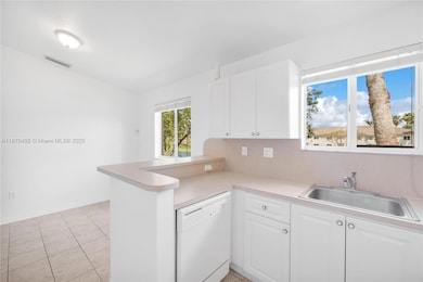 1261 SE 28th Ct unit 206, Homestead, FL 33035 - photo 5