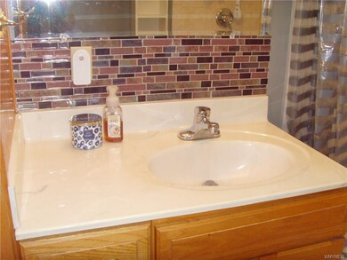 784 Wilson Ave, North Tonawanda, NY 14120 - photo 5