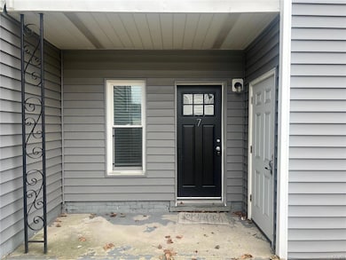 526 Broad St unit 7, Emmaus, PA 18049 - photo 2