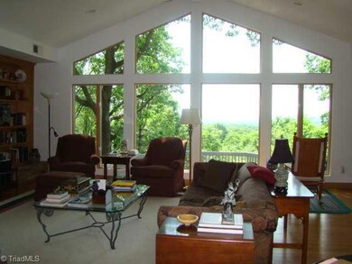 1301 Oakmont Dr, Asheboro, NC 27205 - photo 4