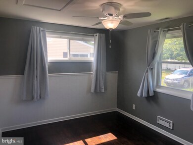 800 Geis Cir, Glen Burnie, MD 21061 - photo 6