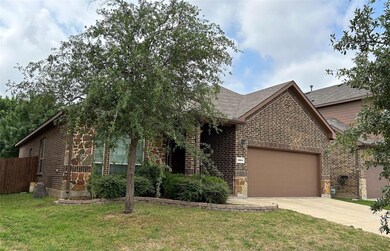 2804 Frontier Dr, Denton, TX 76210 - photo 2