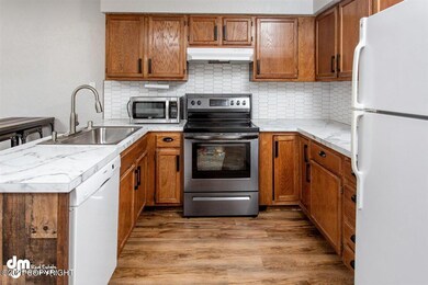 07-Kitchen_DMD_8336