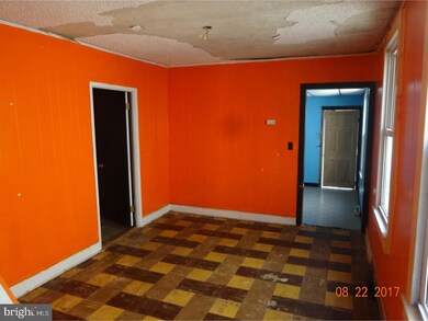 220 Linden St, Gloucester City, NJ 08030 - photo 4