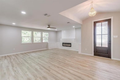 1315 Vine St, Weatherford, TX 76086 - photo 5