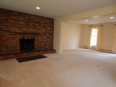 488 Longmeadow Dr, Shelburne, VT 05482 - photo 5