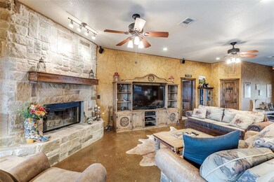 3250 Gilliland Rd, Springtown, TX 76082 - photo 5