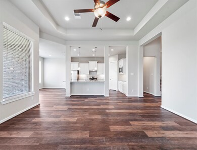 10706 Chinese Violet, Conroe, TX 77385 - photo 5