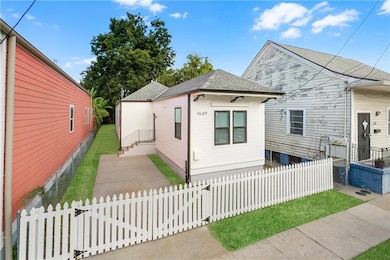 1609 Marais St, New Orleans, LA 70116 - photo 2