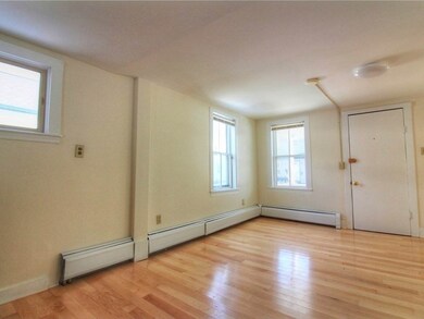 81 River St, Winooski, VT 05404 - photo 3