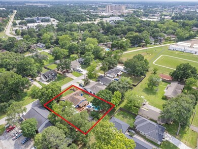 704 Percival St, Tomball, TX 77375 - photo 3