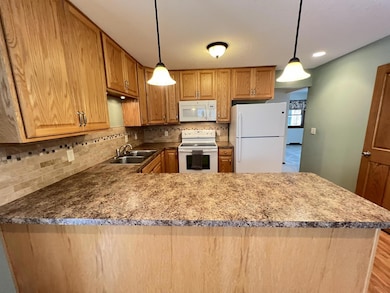 7441 Girard Ave S, Richfield, MN 55423 - photo 2