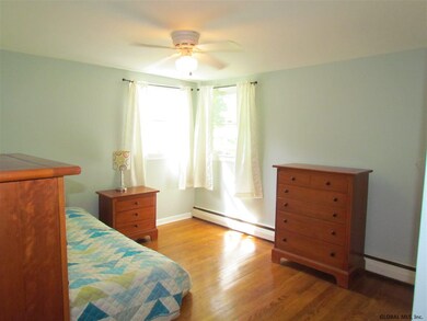 3 Adams Ave, Rensselaer, NY 12144 - photo 6