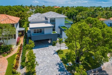 244 W Mashta Dr, Key Biscayne, FL 33149 - photo 3