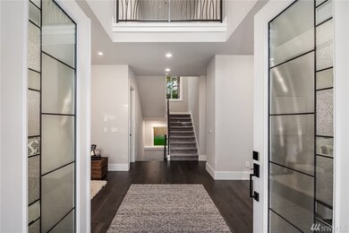 4198 W Mercer Way, Mercer Island, WA 98040 - photo 5