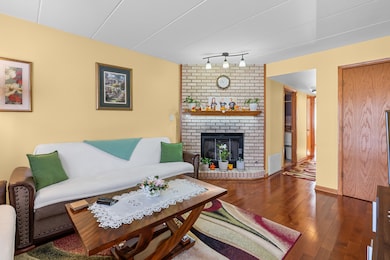 6331 W 63rd St unit 2A, Chicago, IL 60638 - photo 4