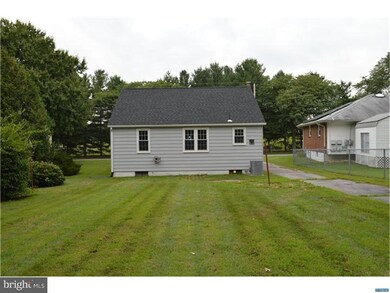 2313 Wollaston Rd, Wilmington, DE 19808 - photo 2