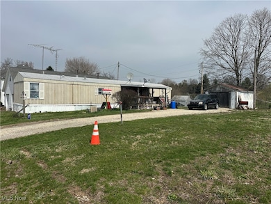 55541 Washington St, Barnesville, OH 43713 - photo 4