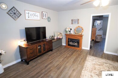 1310 Delavan St, Lincoln, IL 62656 - photo 6