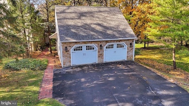 615 W Bellevue Ave, Reading, PA 19605 - photo 4