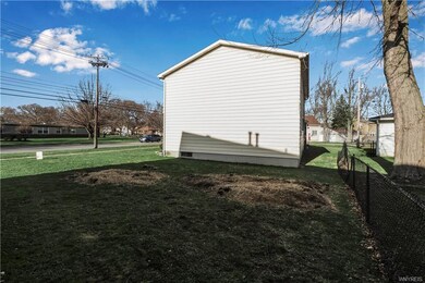 159 Greenwood Cir, North Tonawanda, NY 14120 - photo 4