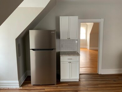 1114 Union St unit 5, Schenectady, NY 12308 - photo 6