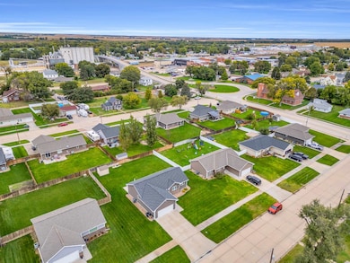 1008 3rd St, Gibbon, NE 68840 - photo 7