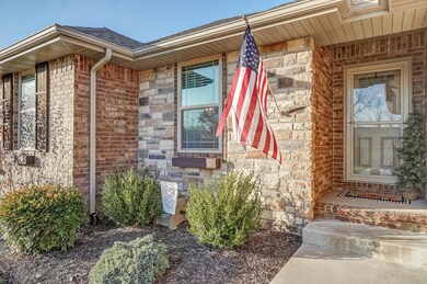 961 E Daisy Falls Dr, Nixa, MO 65714 - photo 5