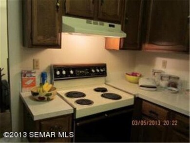 1611 Keystone Dr, Albert Lea, MN 56007 - photo 2