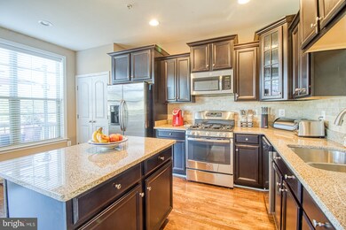 1150 Carinoso Cir, Severn, MD 21144 - photo 2