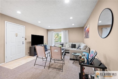 336 Lancaster Ct unit 2336, Piscataway, NJ 08854 - photo 5