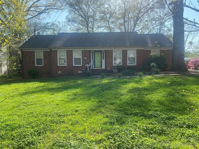 410 Sullivan Rd, Statesville, NC 28677 - photo 2