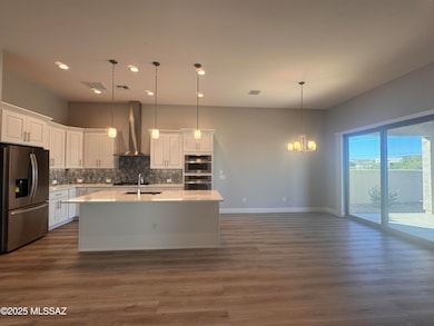 Kitchen & Dining Room