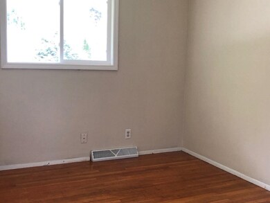 801 W 11th St, La Porte, IN 46350 - photo 6