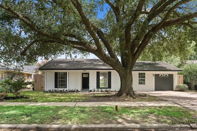 5911 Black Maple Ln, Houston, TX 77088 - photo 3